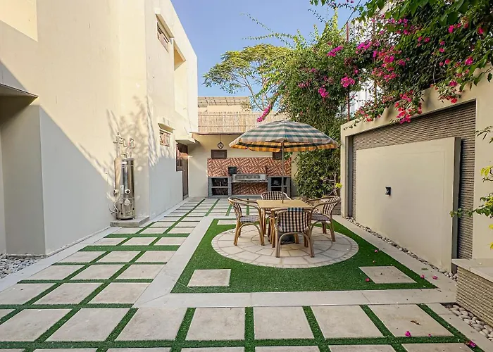 A Luxury Residance In Dha, Karachi